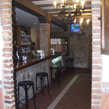 Hostal Hueso Trujillo Buitenkant foto