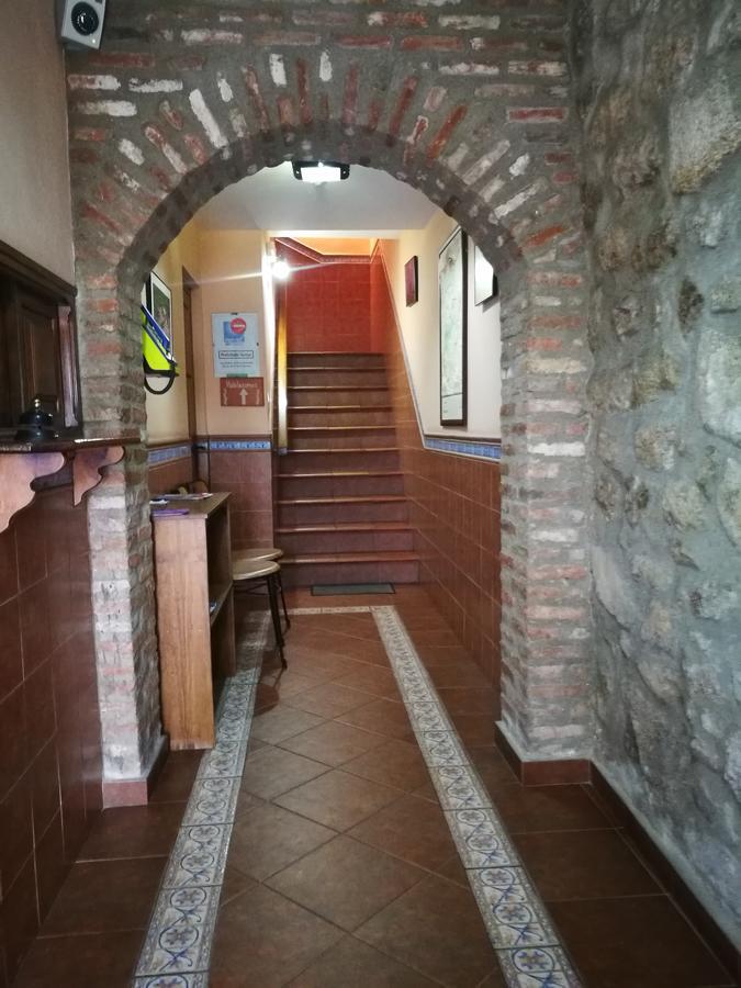 Hostal Hueso Trujillo Buitenkant foto