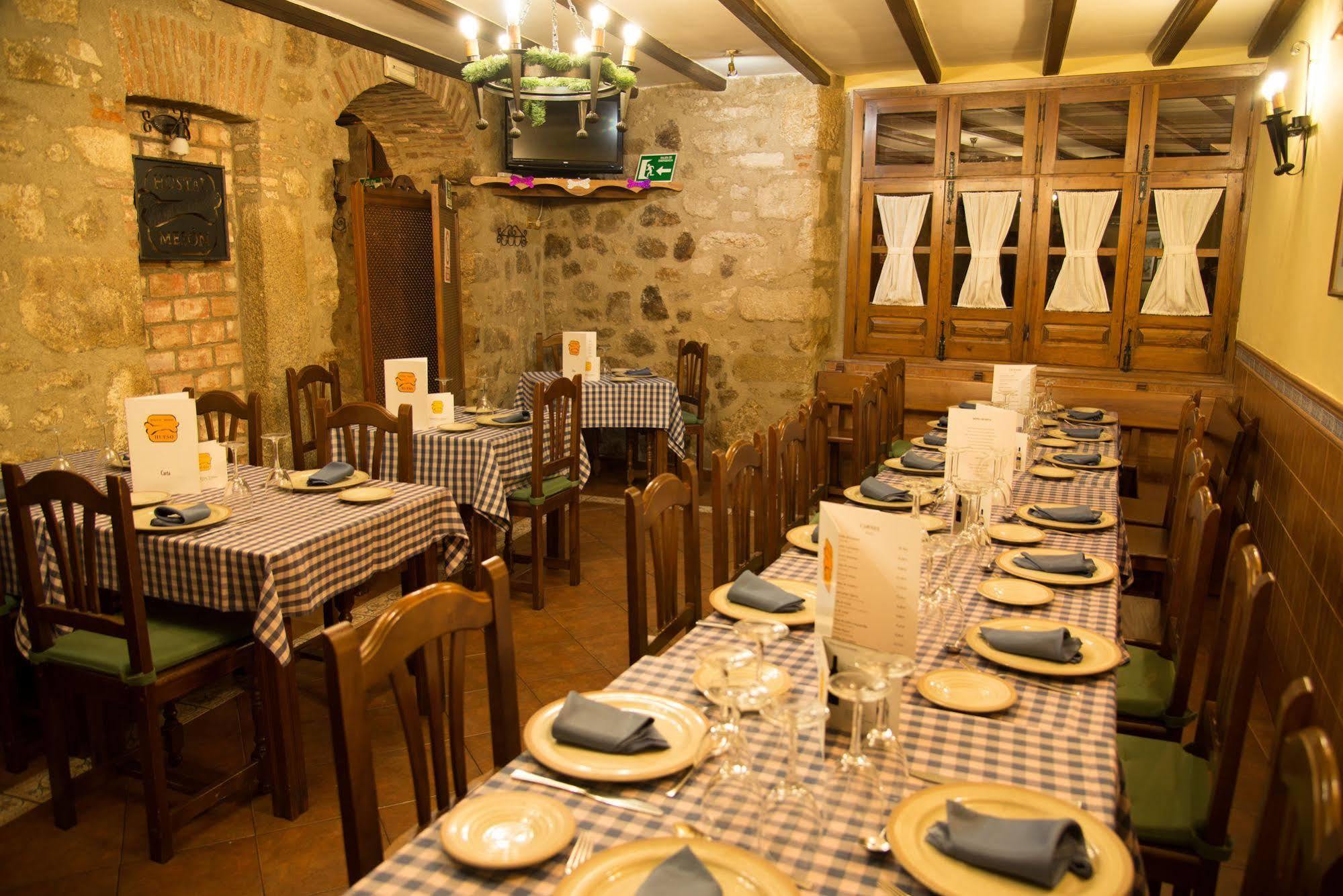 Hostal Hueso Trujillo Buitenkant foto